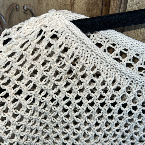 Beachlunchlounge Tatiana Crochet Sweater - Picture 5 of 10